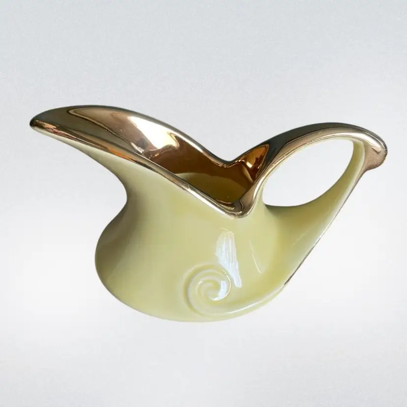 VTG Creamer Pearl China Co Canary Yellow Aladdin Shape 22k Gold Trim