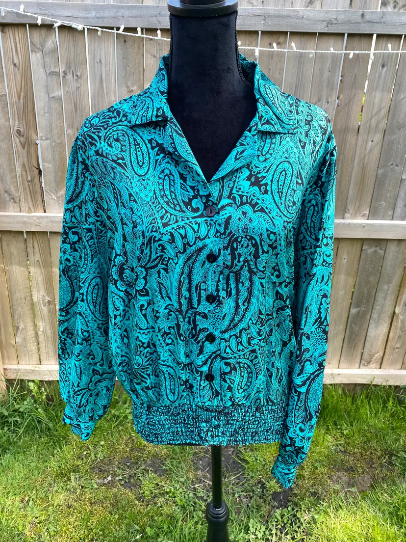 Vintage Judy Bond Long Sleeve Green/Black Pasiley Polyester Button Up Blouse X-Large