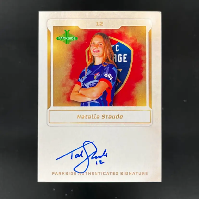 Natalia Staude 2025 Parkside NWSL Vol 2 Signature Series Autograph Soccer Card HW90