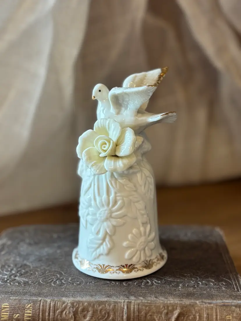 Vintage Cracker Barrel Elegant Collection Cream Dove Bell with Handmade Rose Design - Gold Accents