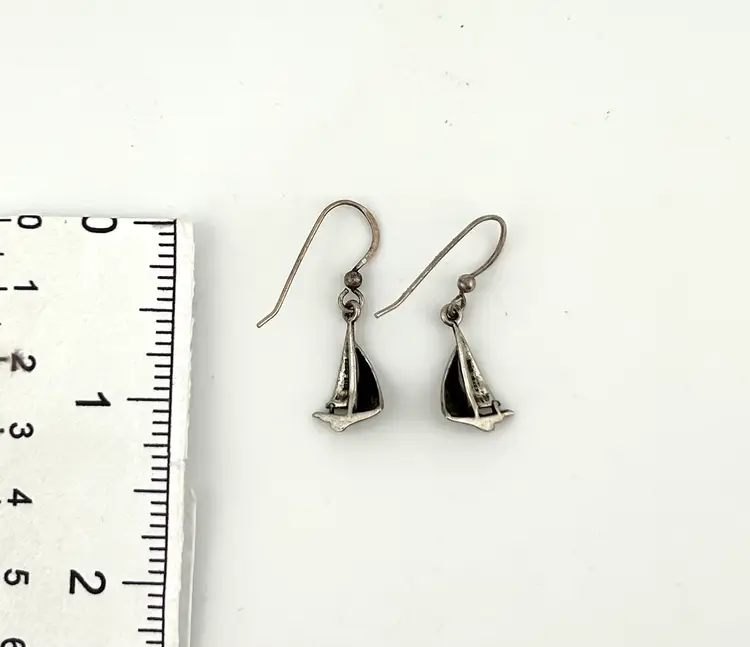 Vintage Kabana Sterling Silver Sailboat Pierced Earrings 1.25”