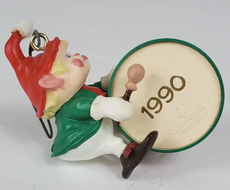 Vtg 1990 Hallmark Hark Its Herald Ornament Spreading Cheer W/ Drum QX446-3