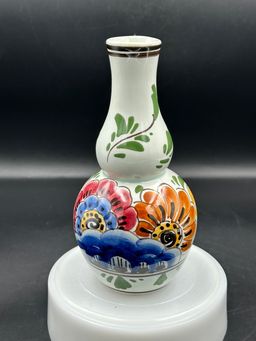 Vintage Delft Polychrome Holland De Delftse Pauw Hand Painted Vase