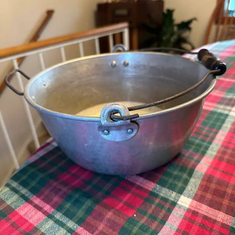 Vintage Aluminum Stock Pot