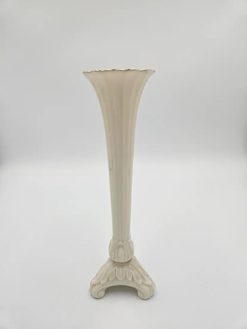 #C105 Lenox 3 Footed Ivory Bud Vase