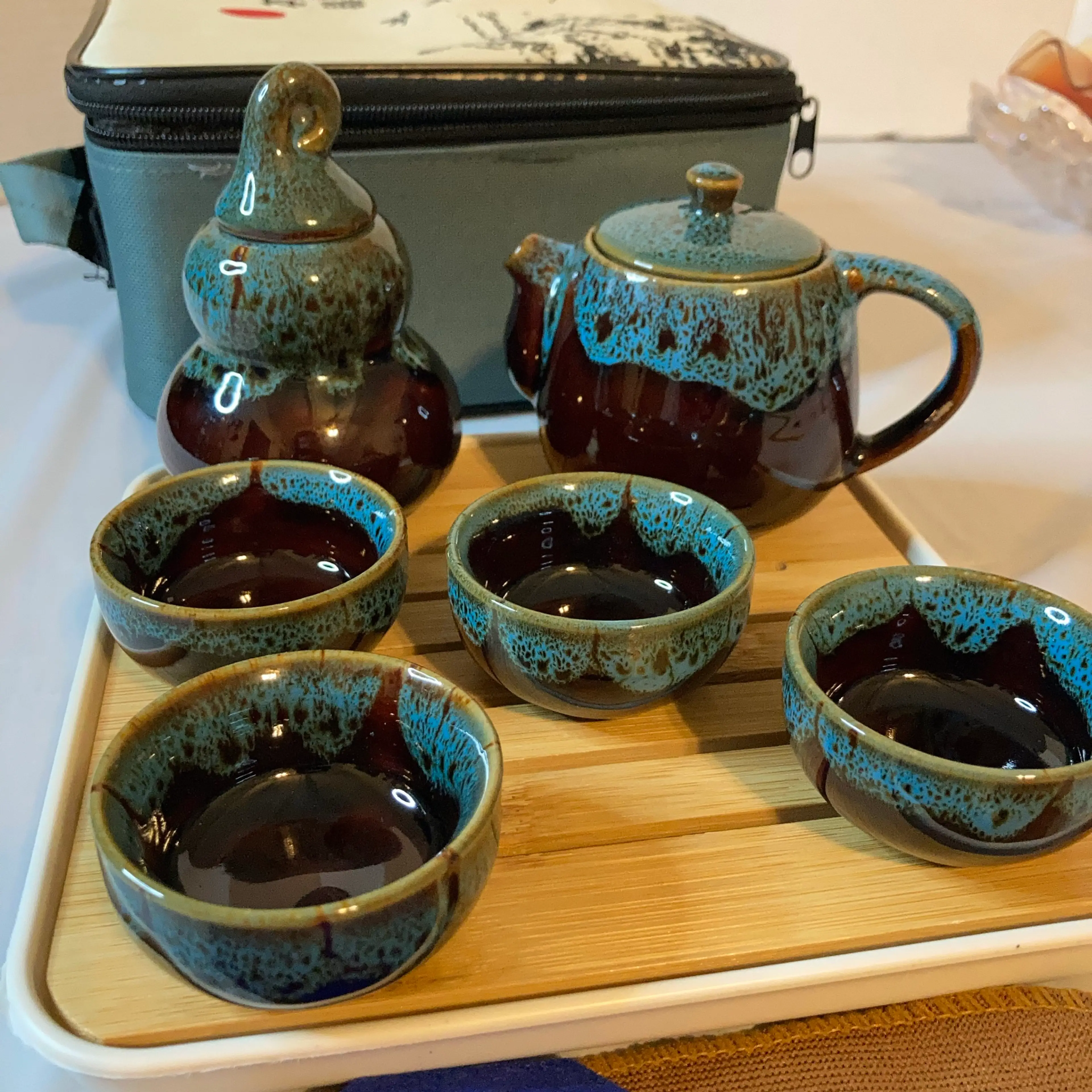 Image 2 of 28