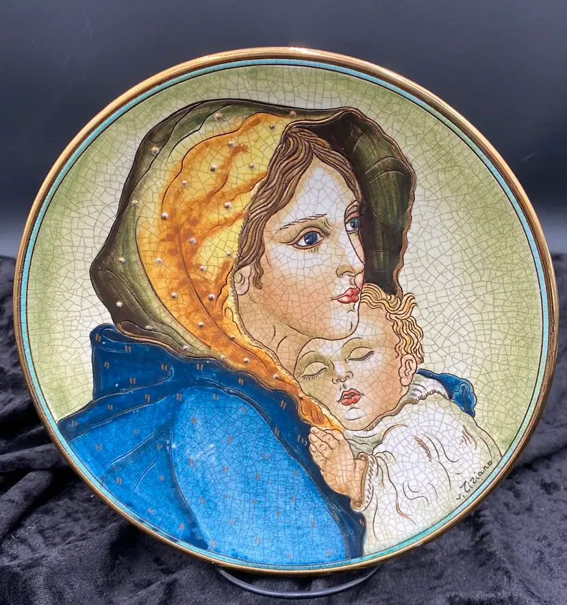 Titian "Mother and Child" Plate, done by Veneto Flair, 1972, Italy, 8.75", #64