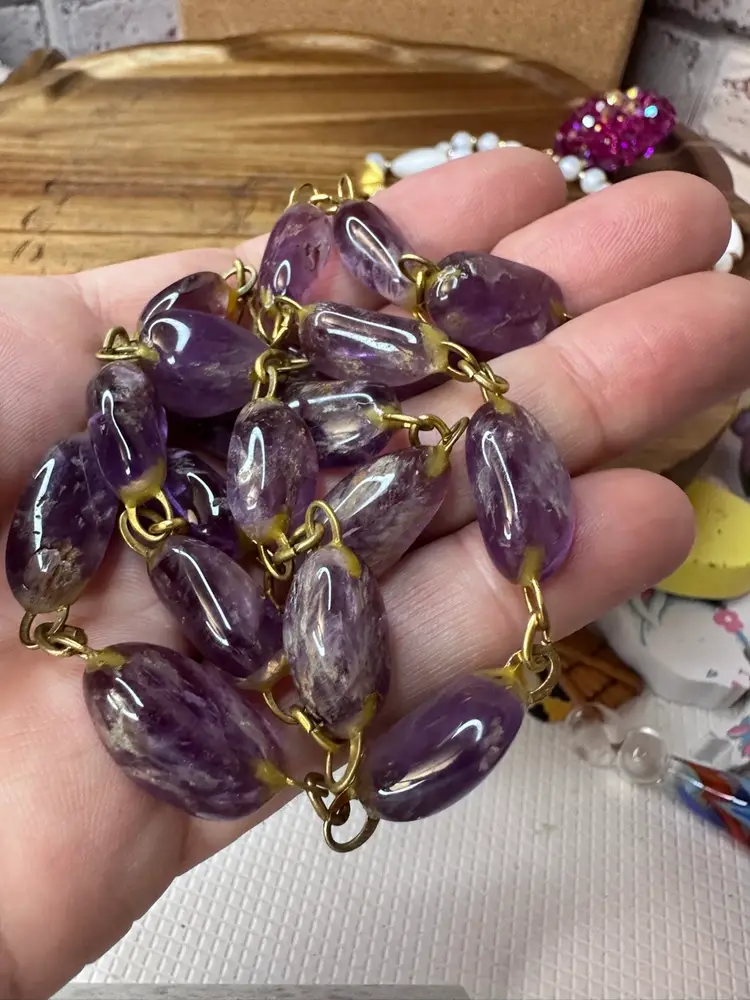 Vintage Amethyst Is Lightly Colored See Through Necklace 12” Long