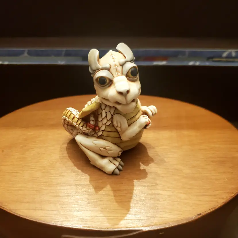 Harmony kingdom "Jada" the dragon trinket box