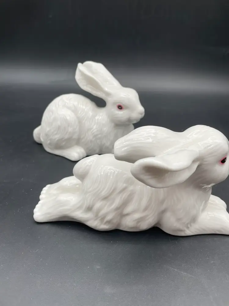 Set Of 2 Vintage White Rabbit Figurines