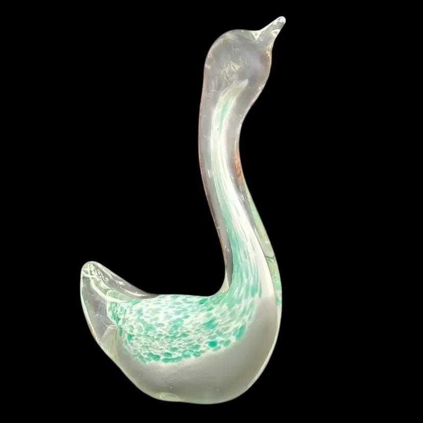 Are Glass Hand Blown Swan No Makers Mark