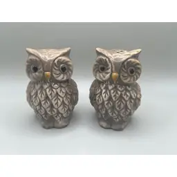 Vintage Owl Salt and Pepper Shakers ~ Adorable Pair ~ Ceramic ~ Measures 3.25 inches tall