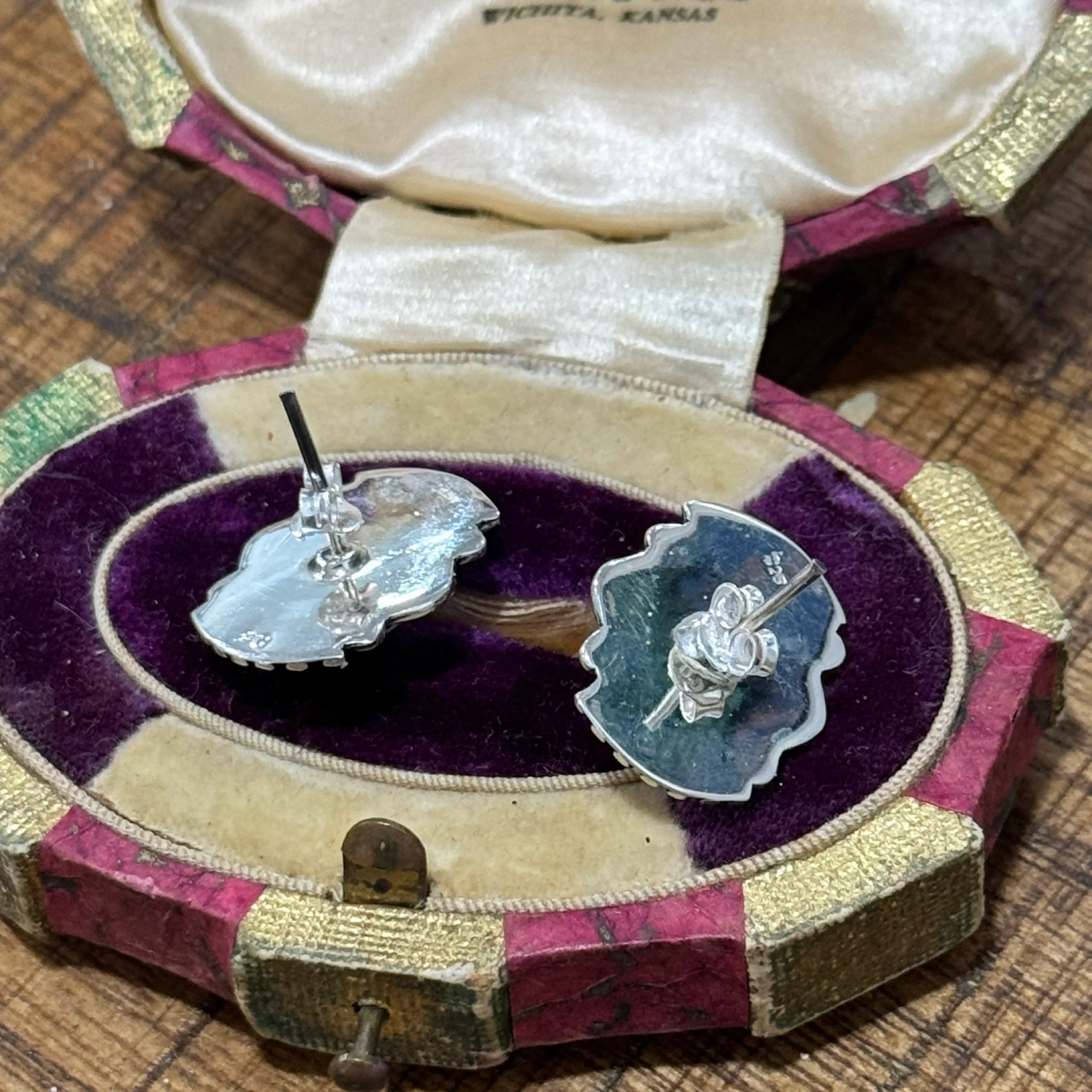 Image 2 of 2