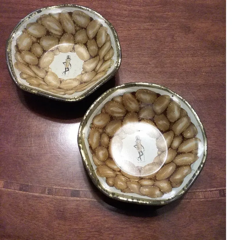Vintage Mr. Peanut tin nut cups