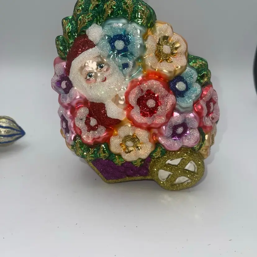 Larry Fraga Ornament She Loves Me She Loves Me Not  Large Hard To Find 7 X 5”