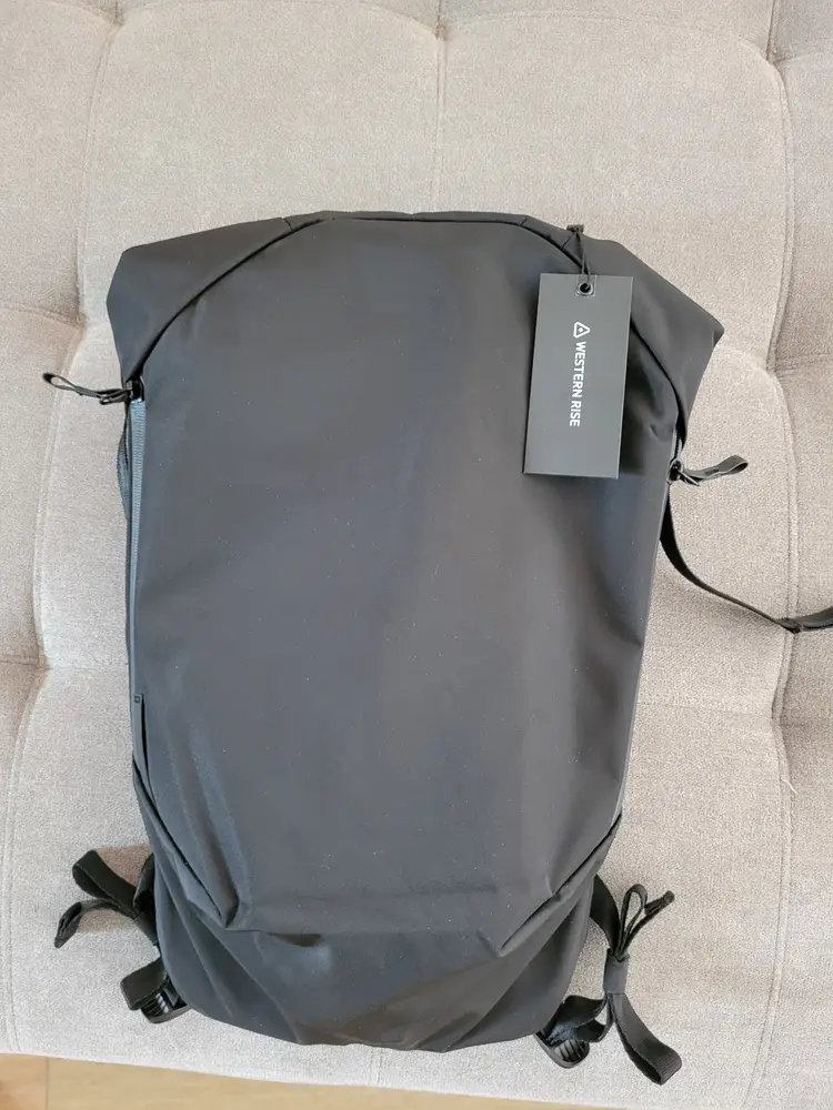 NWT Western Rise 15L Rolltop Backpack