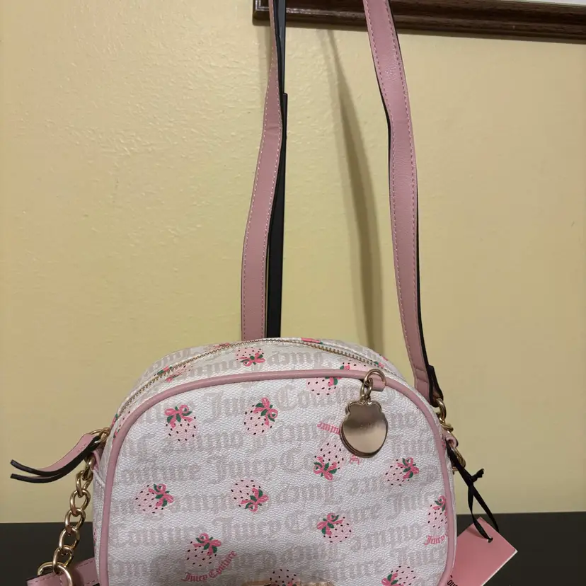 Juicy Contour Crossbody