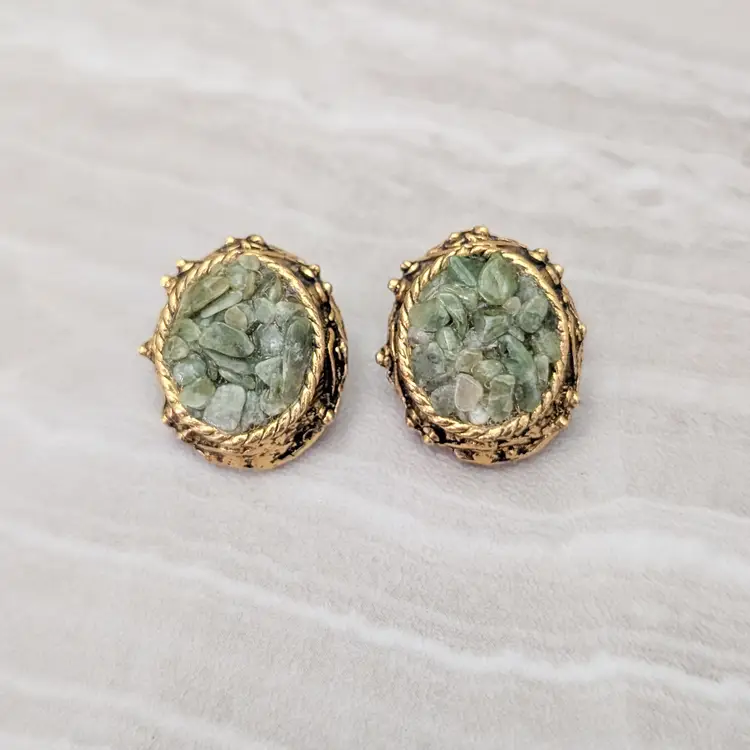 Vintage Clip On Earrings Green Center with Ornate Gold Tone Halo Regal