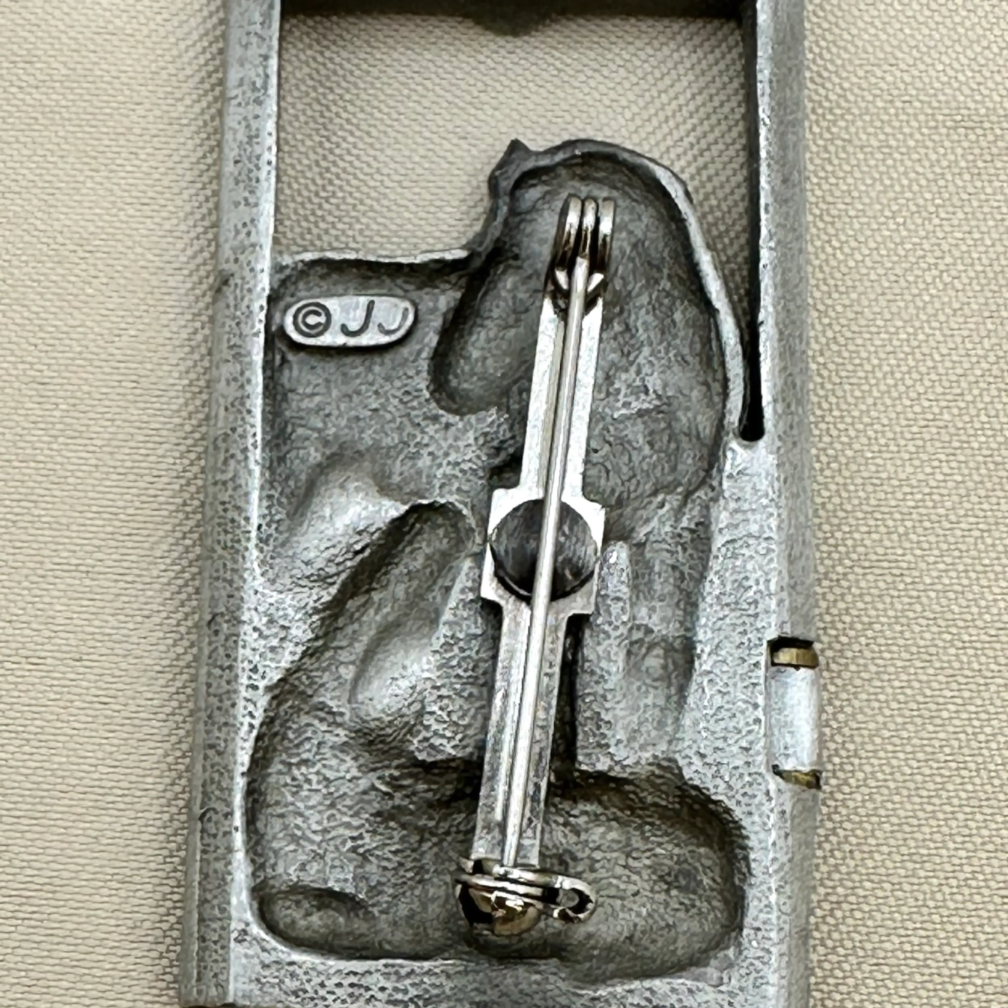 Image 4 of 6