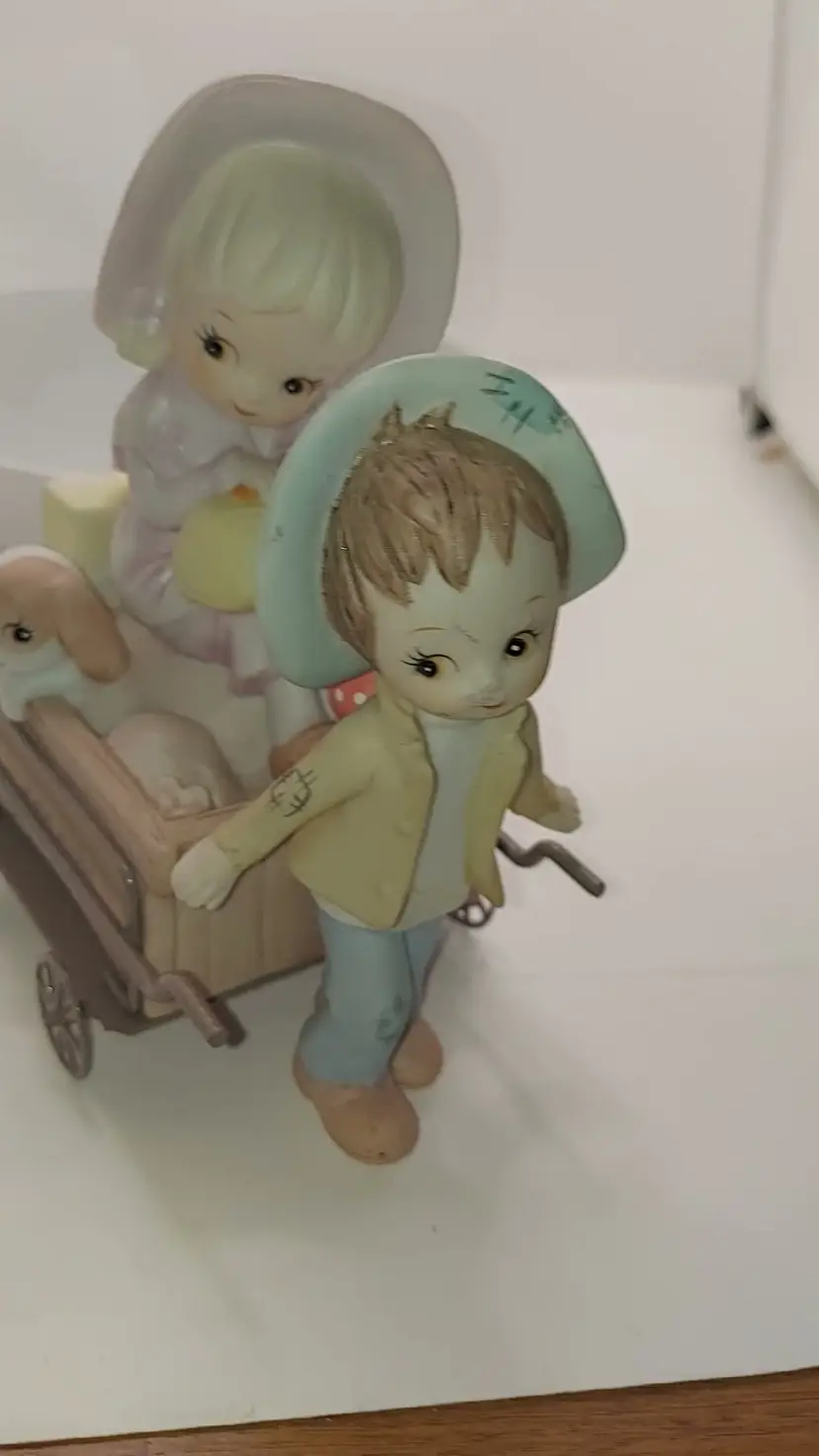 Very RARE 1984 Lefton 04586 Music Box TAKE ME HOME COUNTRY ROADS John Denver