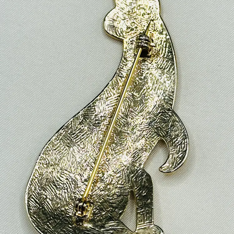 Two-Tone Textured Cat Brooch