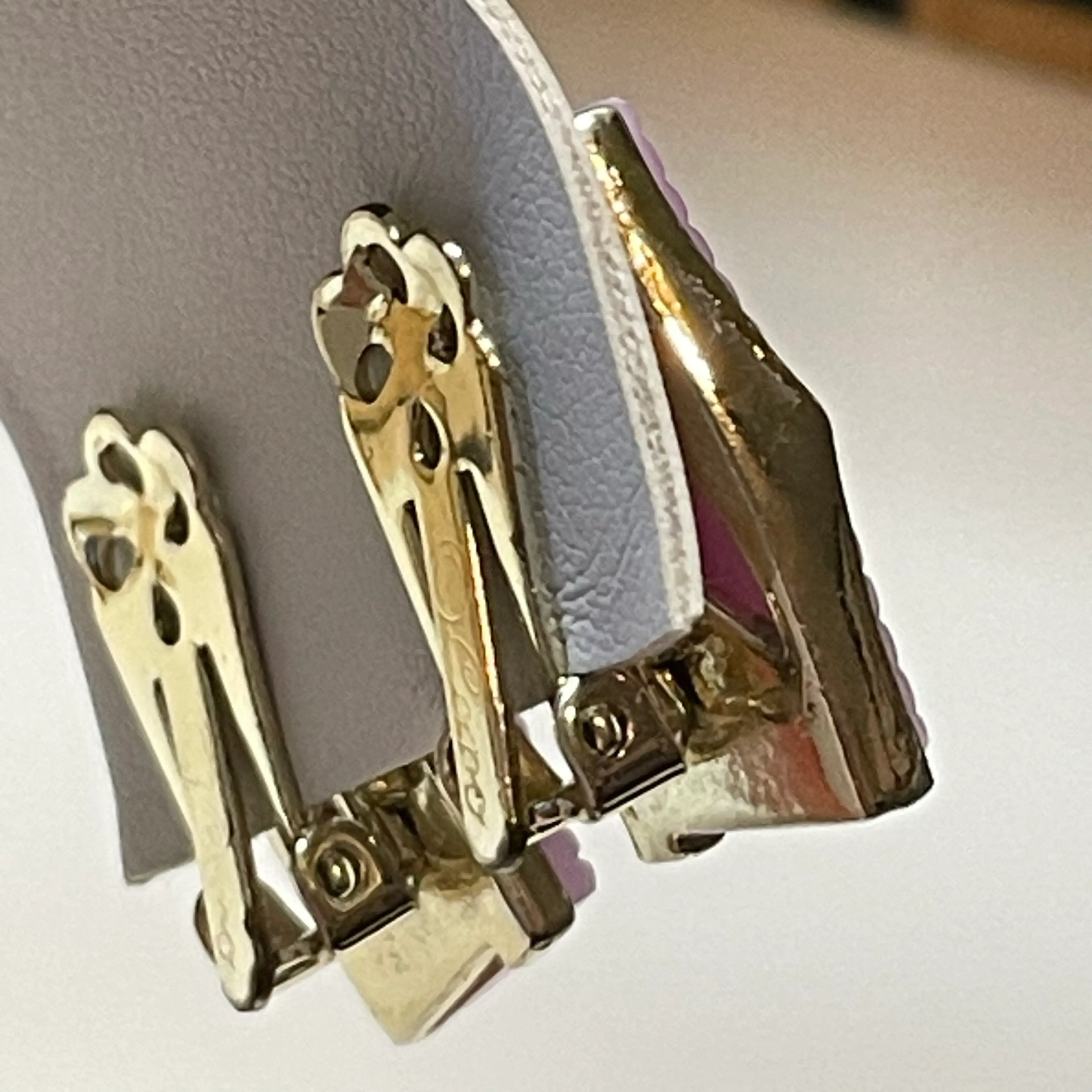 Image 2 of 5