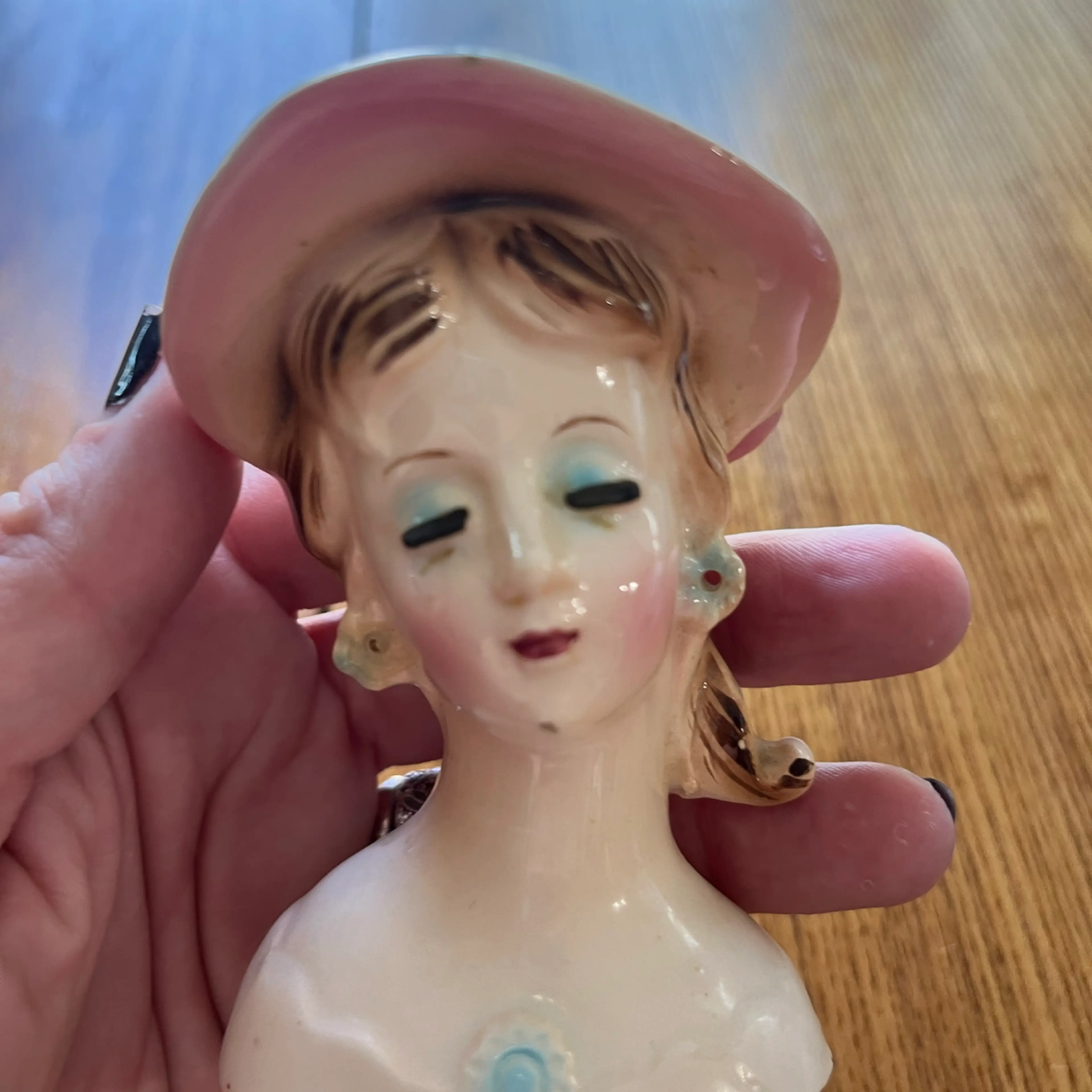 Image 3 of 6
