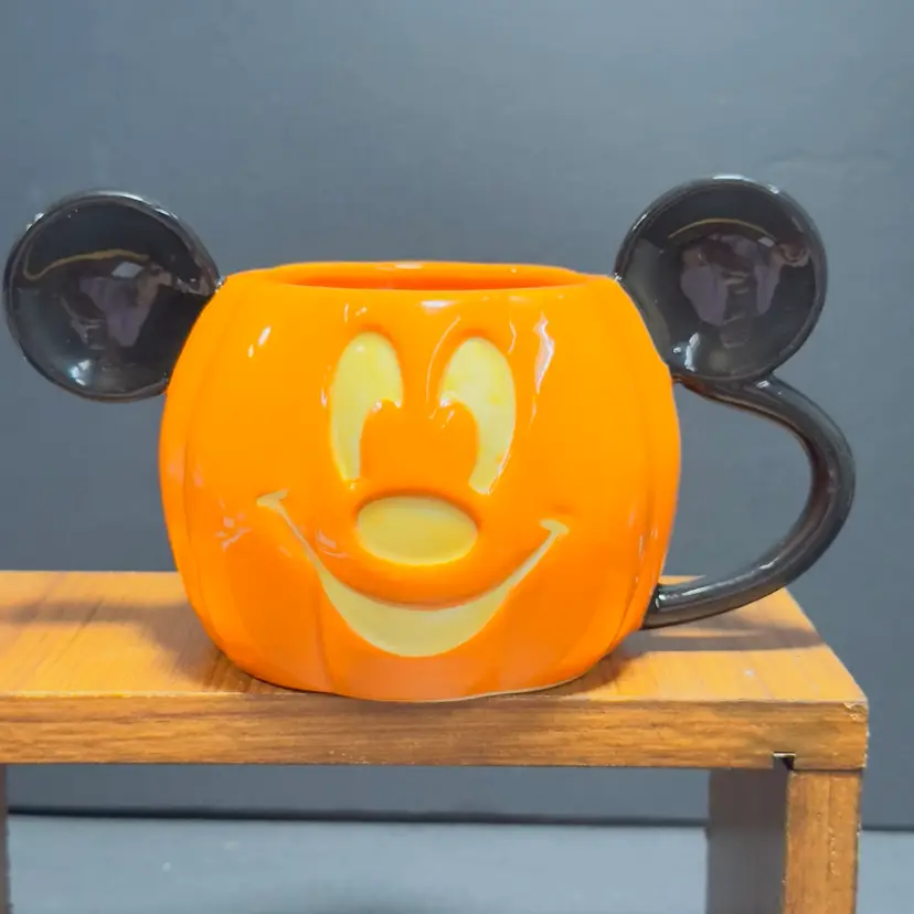 #1448 Disney Mickey Mouse Halloween Jack Lantern Orange Pumpkin Mug Cup