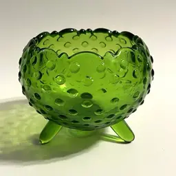 LE Smith Glass Green Hobnail 3 Leg Footed Rose Bowl Dish 3.5" Tall Vintage 1960s