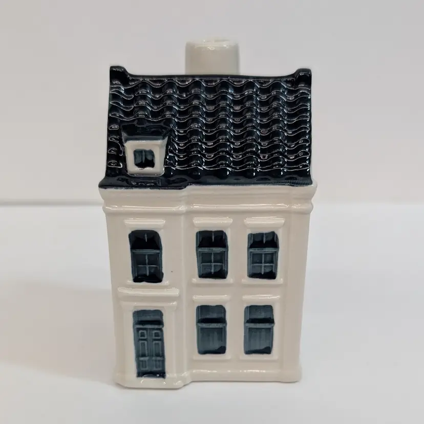 #98 KLM BOLS Airlines Delft House Miniature House Decanter Bottle Empty 2021