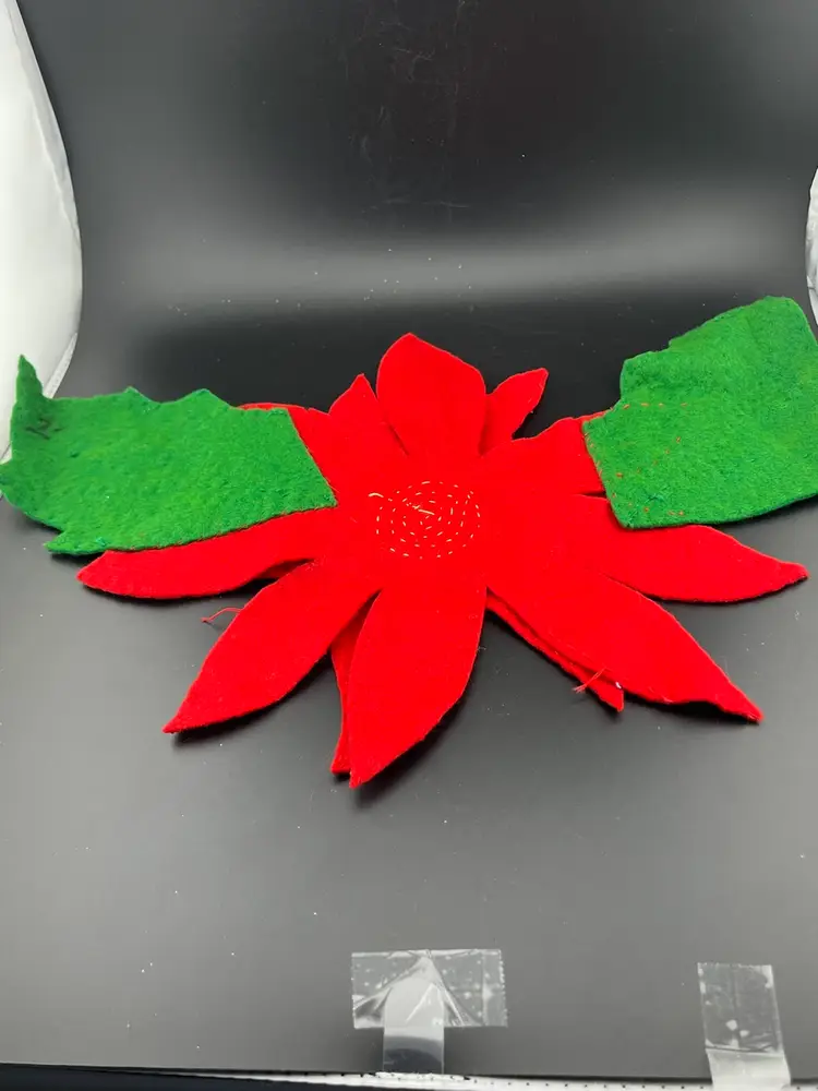 Vintage Felt Poinsettia with leaves Hand Sewn & beaded runner