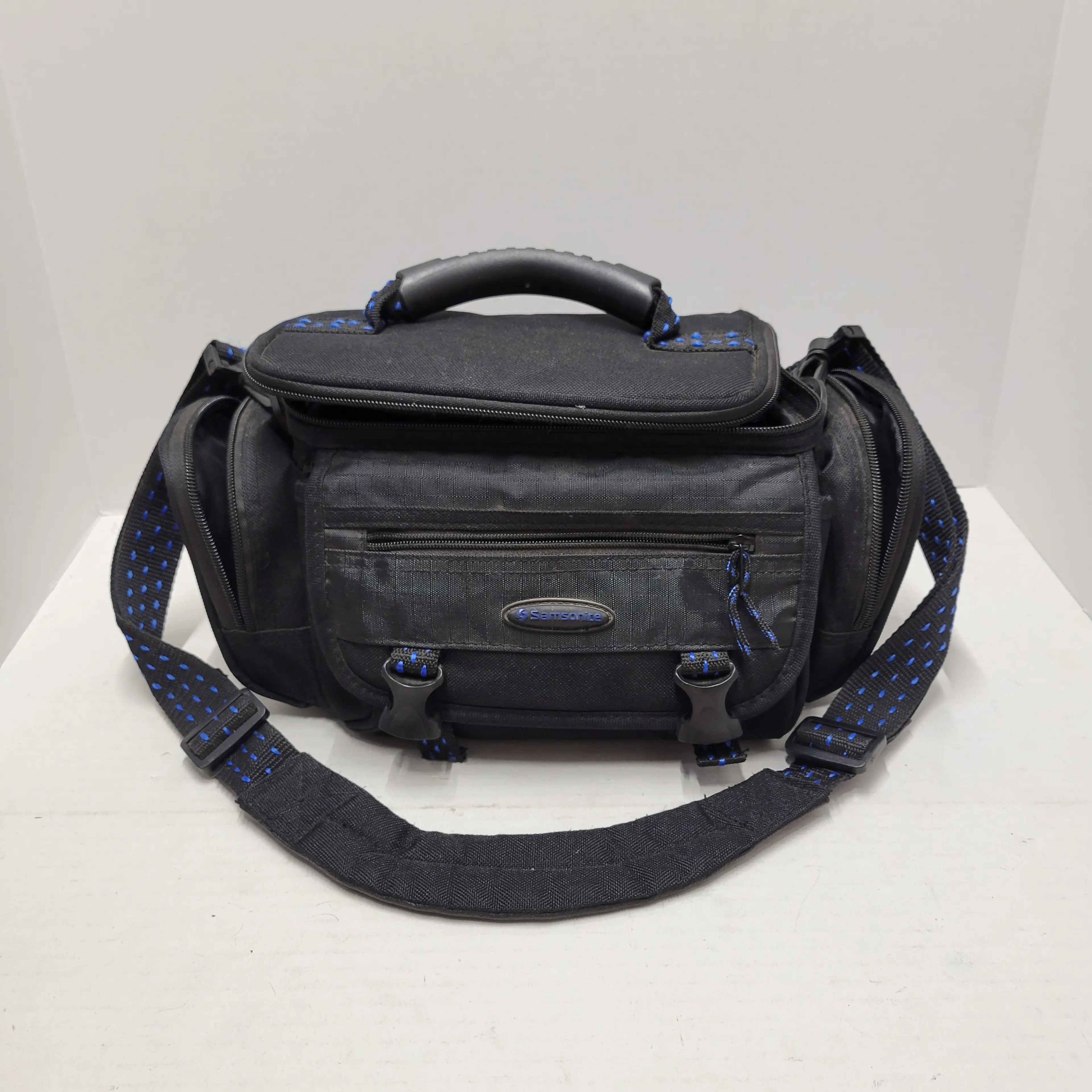 Image 1 of 8