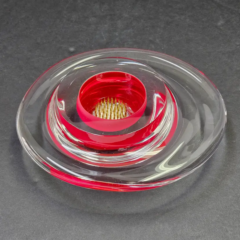 Signed David New-Small Art Glass Paperweight Sculpture Flower Frog Red Clear Modernist