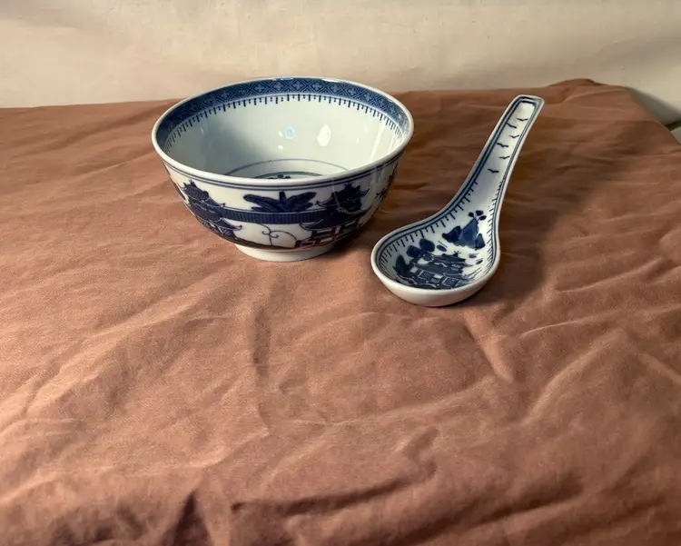 Chinese Rice Bowl & Porcelain Spoon