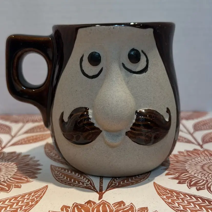 1977 Spencer Gifts Mustache Mug