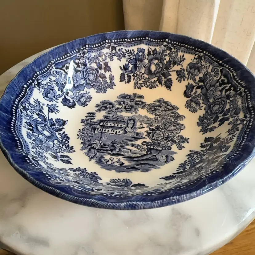 🔔 Royal Wessex Churchill China “Tonquin” Patterned Bowl
