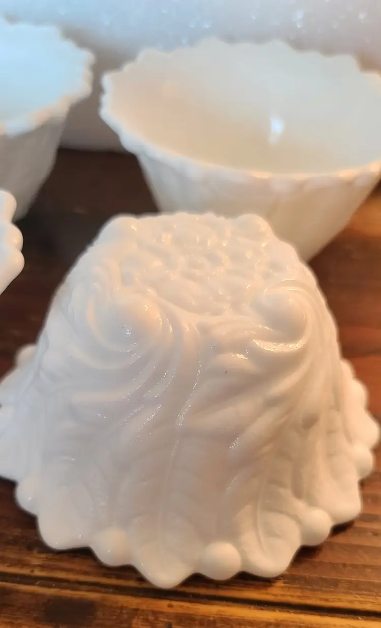 Indiana Milk Glass Bowls Wild Rose Pattern Set Of 4