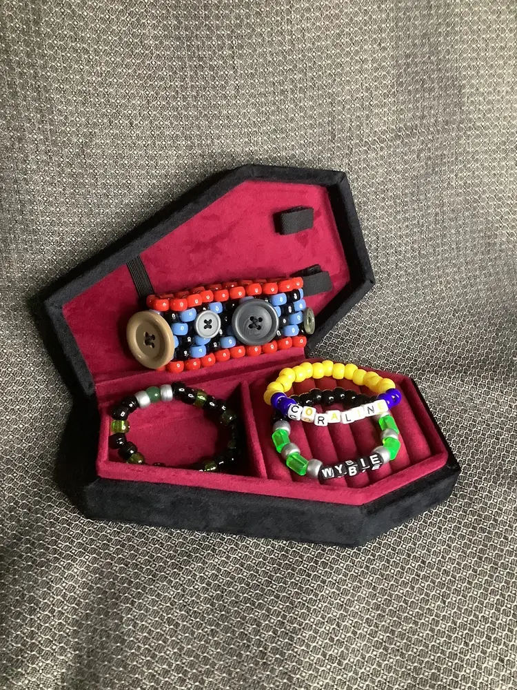 Coraline inspired kandi set
