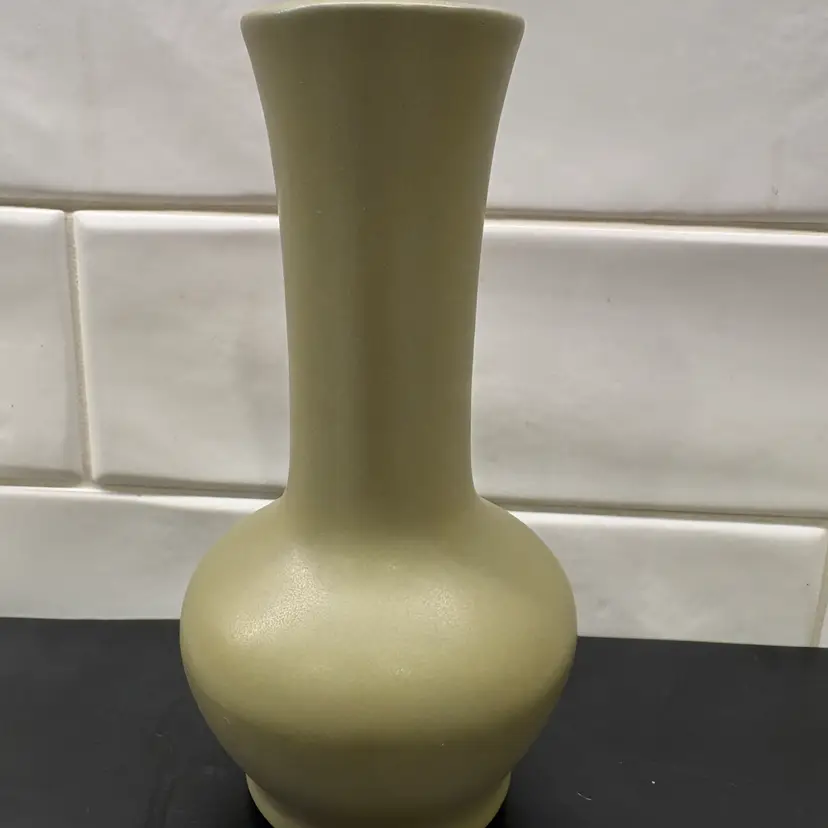 Vintage MCM McCoy USA Floraline Avocado Olive Green Matte Flower Bud Vase