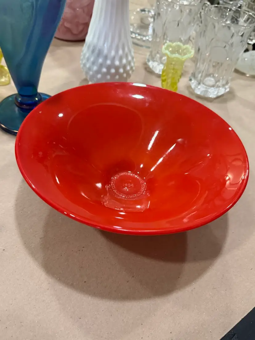 038.  Vintage Fenton Mandarin Rich Orange Bowl