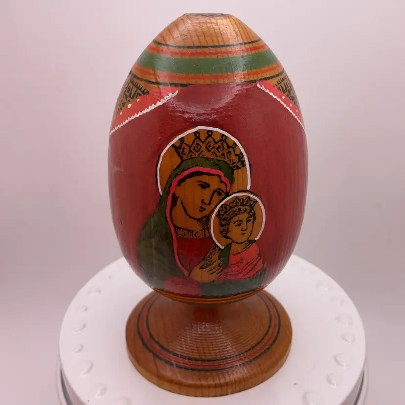 ITW Turned Wood Egg with Mary & Jesus Christianity 4.25”