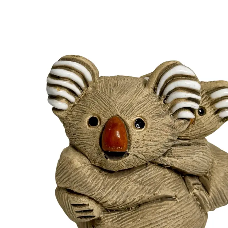 ARTESANIA RINCONADA "Koala Bears" Figurine
3-1/2” T x 2-3-4” L x 2-1/4” W