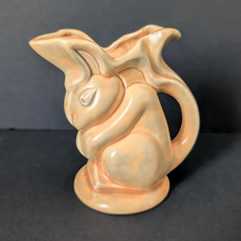 Vintage Art Deco Flaxman Wade Heath 4" Squirrel Pitcher England HTF