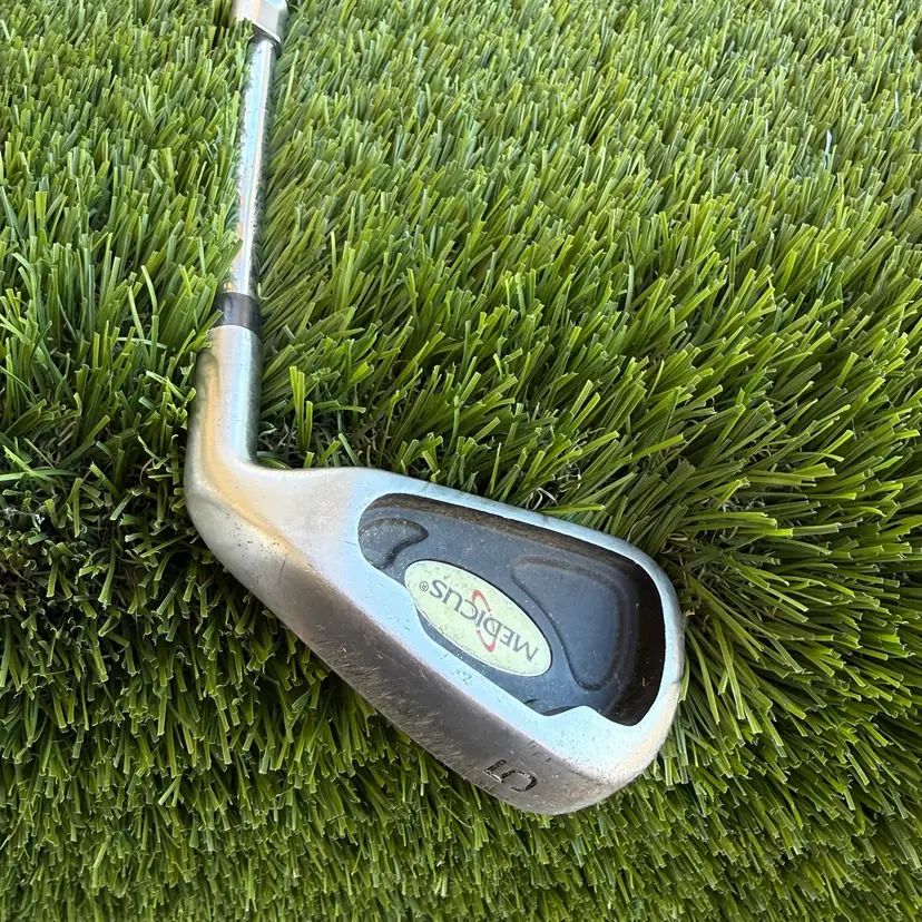 Medicus RH 5 Iron Swing Trainer