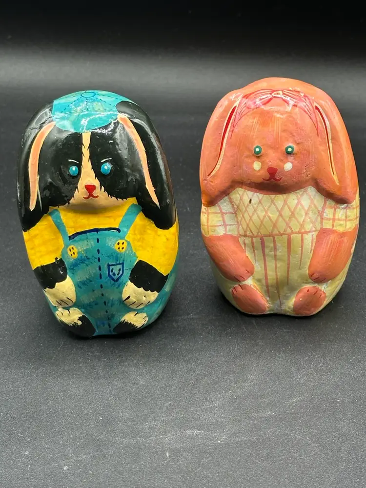 Vintage Hand Painted Ceramic Country Folk Art Easter Bunny Set Boy & Girl India