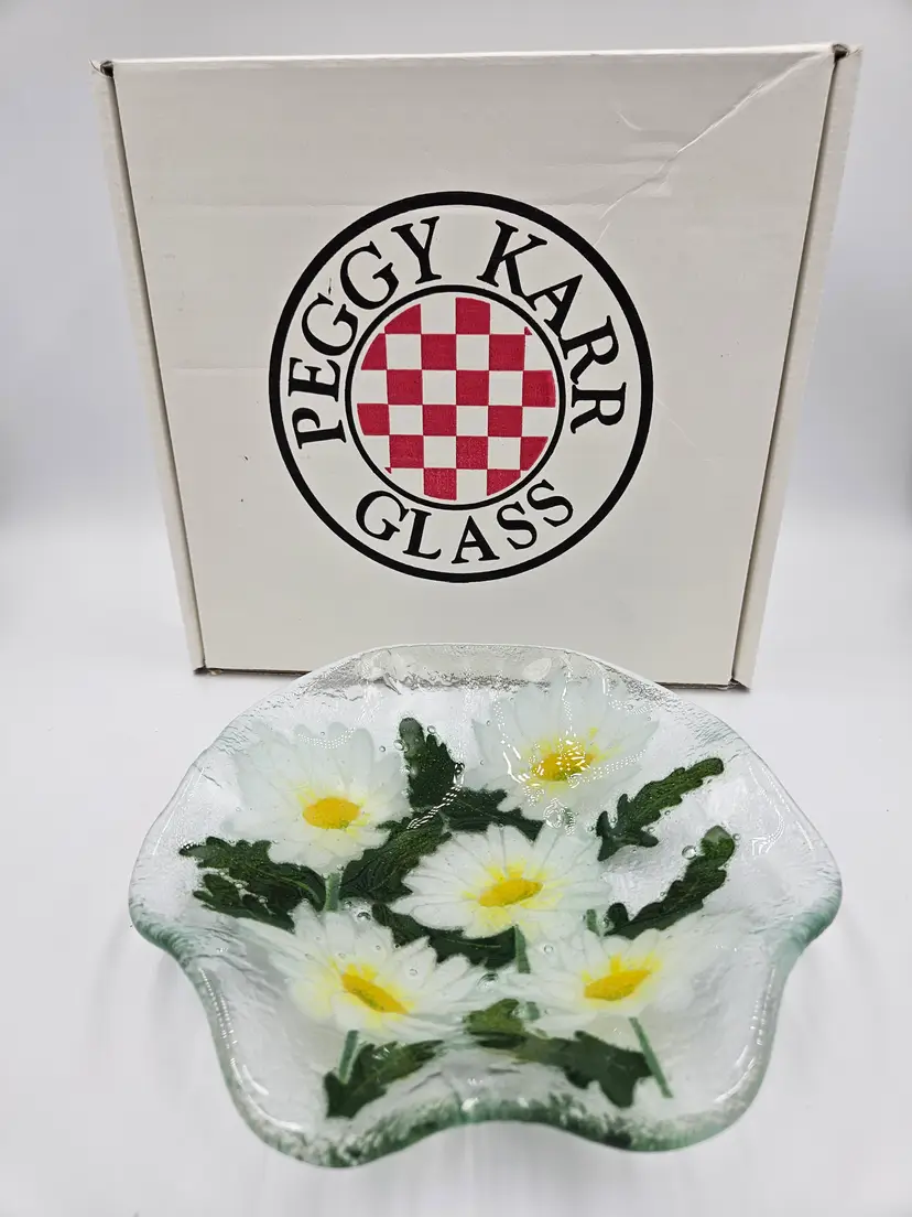 #D12 Peggy Karr 9 inch Daisies Fluted Bowl with Box