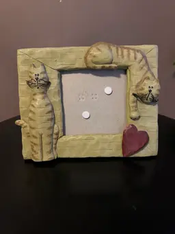 Kitty Cat Connoisseur Picture Frame 6x7 Holds 4x4 Picture