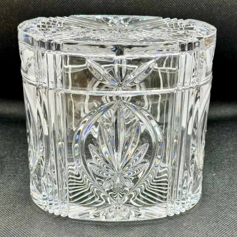 Vintage Wedgwood Majesty “Erika” Cut Lead Crystal Large Dresser Trinket Box Lidded, Label Attached, Made In Germany, Discontinued Item