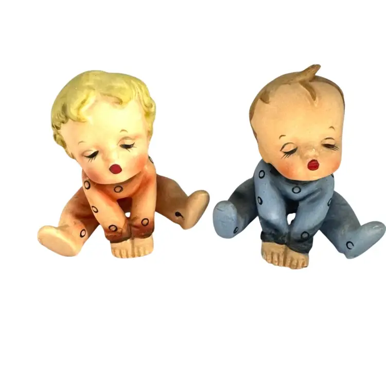 Vintage 1959 Holt Howard Kissing Babies Ceramic Salt & Pepper Shakers