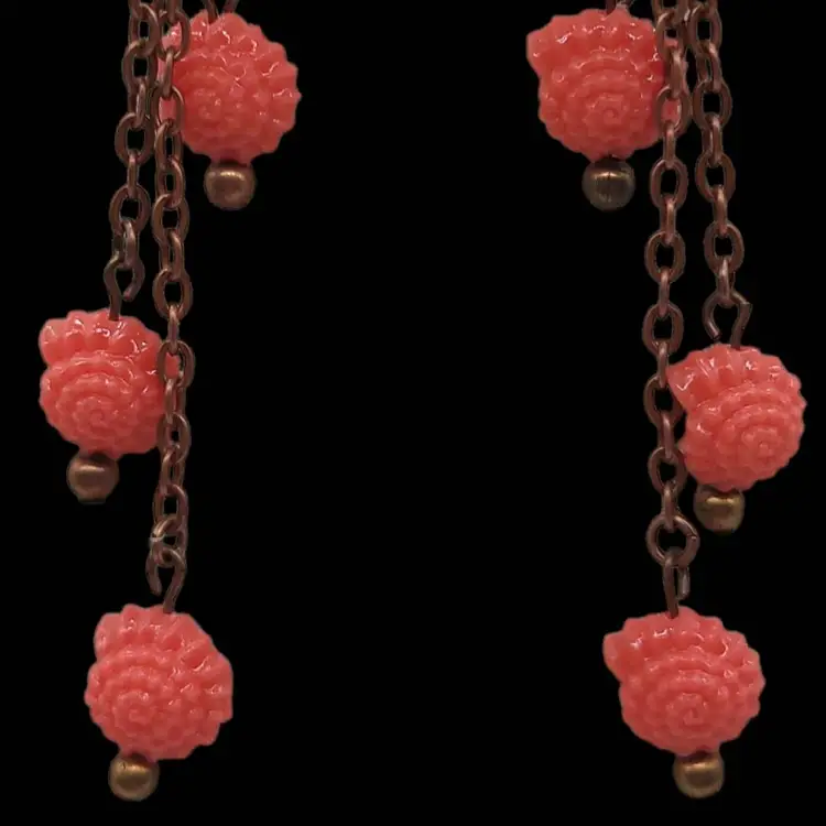 Coral Colored Shell Beads With Coppertone Chain Earrings.
